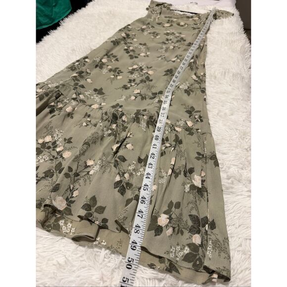 Reformation Butterfly Midi Dress in Verde Green Floral Size 2 - Picture 6 of 9